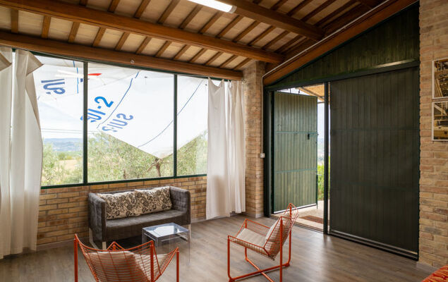 Mike's Dinghy House - Photo 13