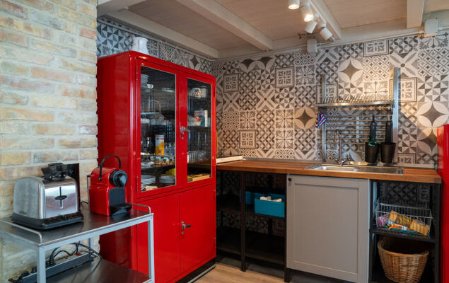 Mike's Dinghy House - Photo 16