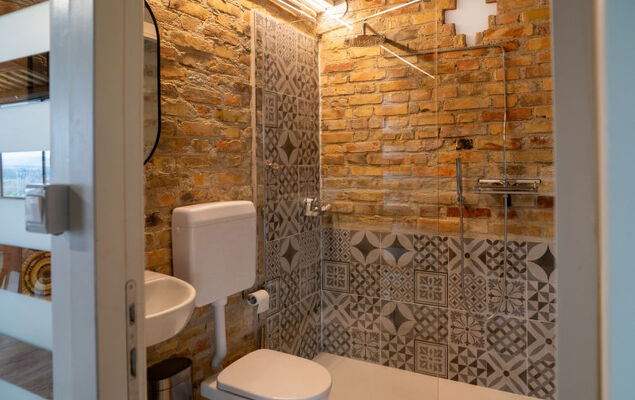 Mike's Dinghy House - Photo 22