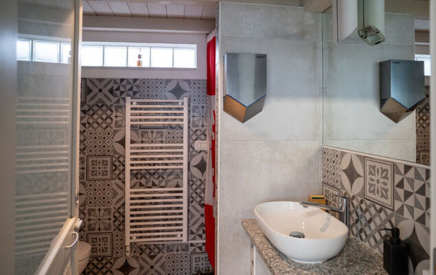 Mike's Dinghy House - Photo 23