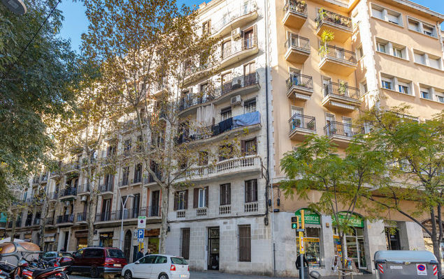 Eixample Dret Sagrada Familia - Photo 3